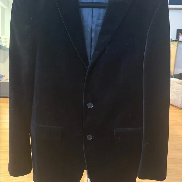 Kenneth Cole New York Men’s Elegant Black Velvet Blazer